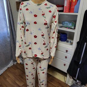2 pairs Real Essentials brand pajamas size s.